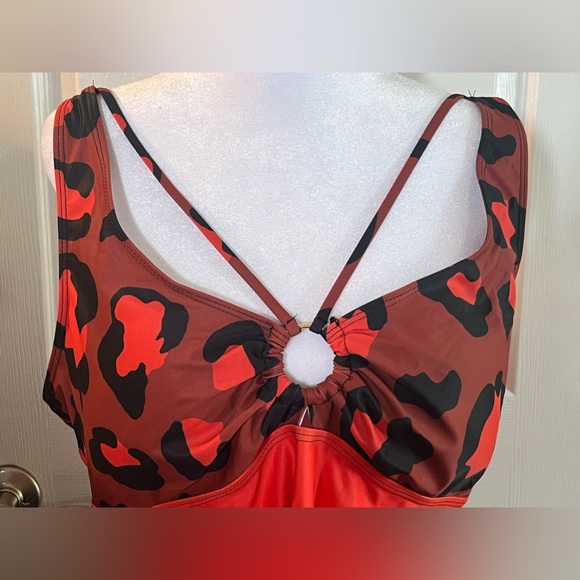 1X Women’s Swimsuit Tankini Top Red Animal Print Swim Dress NWOT - Picture 3 of 7